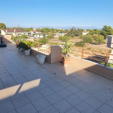 1 Bedroom Apartment Close To The Sea Artemida  Ngoại thất bức ảnh